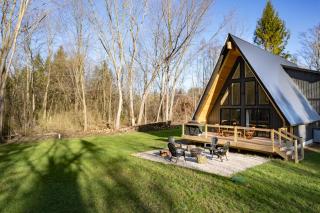 Secluded Architectural A-Frame w/ Soaring Windows & Fire Pit - 8