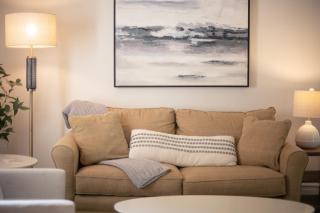 Coastal Inspired Beach Condo - Steps from South Beach & Kids Corner! - 9