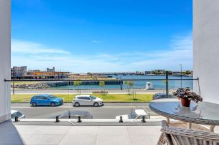Coastal Haven - Panoramic Views, Wi-Fi, Luxury - 1