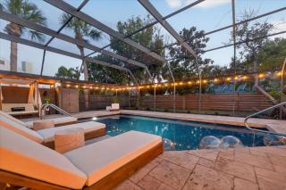 Private Pool 3BR Sleeps 10 and Private Studio - 6