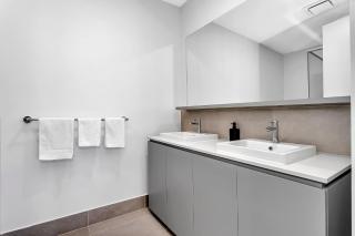 Coastal Haven - Panoramic Views, Wi-Fi, Luxury - 5