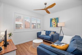 2 Bedroom Villa at Labrador Beach - 0