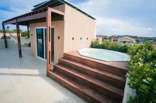 Vibes Beach House - 2