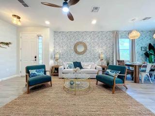 3BR Villa in Gated Oviedo Near UCF & Orlando - 9