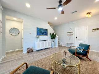 3BR Villa in Gated Oviedo Near UCF & Orlando - 5