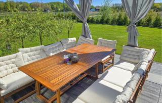 Awesome Home In Nowe Warpno With Sauna - 9