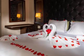 Halong Luxury Cruise - 1