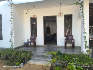 Lagoon hostel - Arugam Bay - 8