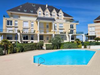 Duplex 4 pièces avec piscine, jardin et parking à Dives-sur-Mer - FR-1-487-282 - 9