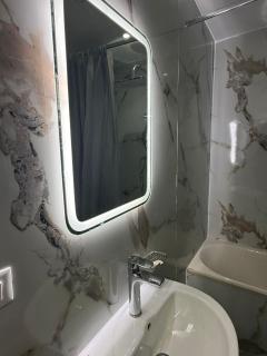 Two-bedroom apartment on Sicily Street, off Abbas Al-Akkad Street - 6