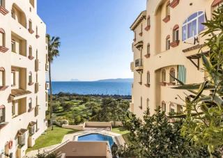 MBB53 - Beachfront Penthouse with Sea Views - 7