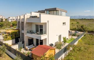 Gorgeous Home In Privlaka With House Sea View - 4