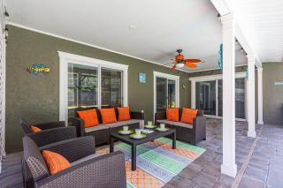 Sarasota home with heated, saltwater pool, close to Siesta Key Beach - 5