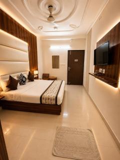 Hotel VVS By Aashiyana Groups - 7