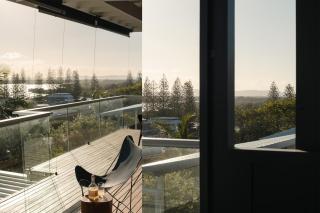 BAY PROPERTIES . The Big Chill - 4