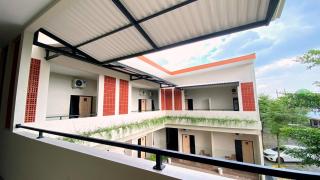 Modern Guest House by Calli Rooms - 4