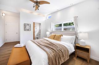 Private 1BR Retreat King Bed Single-Level - 4