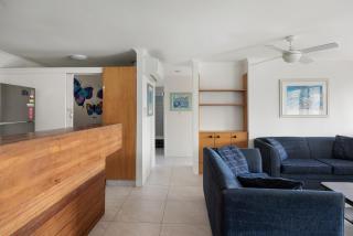 Soundhaven 4 Noosa Parade Value - 2