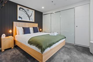 The Urban Glasshouse, Lvl 12, Lap Pool, Spa, Sauna - 5