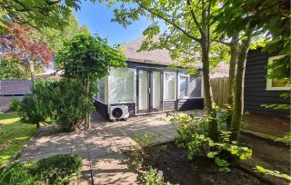Stunning Home In Stavenisse With Outdoor Swimming Pool - 4