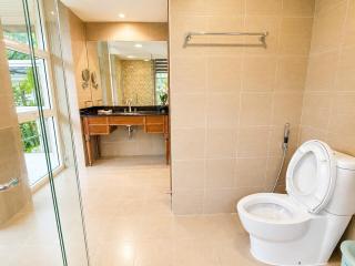Da Nang Premier Villas Retreat by Hanah - 4