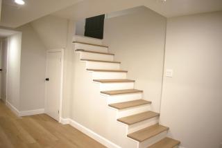 Bright Modern Walkout Basement Suite 8ft Ceilings - 2