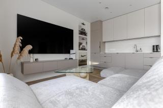 Leco Apartments - 1