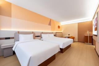 Orange Hotel Shanghai Caolu - 1