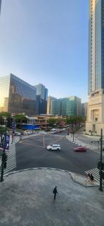 29c BGC Cozy Suite Steps Away From Major Malls with FREE Parking and Gym with Fast Wi-fi - 8