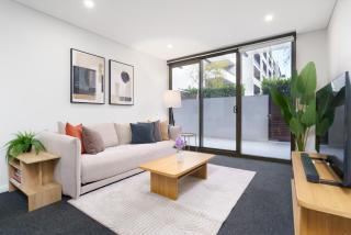 Elevated Stay with Refined Interiors and Courtyard - Hosted by Canstay - 0