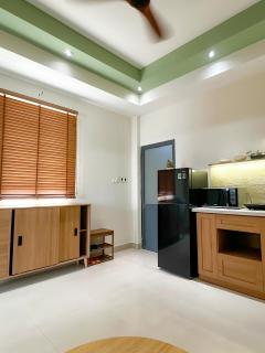 Saigon Riverside Retreat - Bright Balcony Studio with City View near Ben Thanh Market - 8
