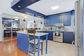 Beautiful Family Cottage with Hot Tub Near Ottawa - 3