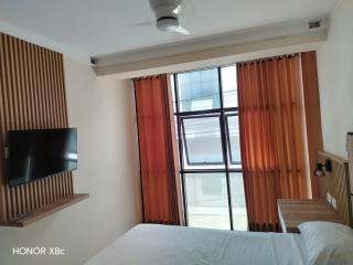 Hotel Sauce - 7