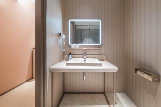 Hanting Hotel Shanghai The Bund Big World - 5