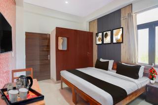 Townhouse Manipal University Highway King Bagru formerly Golden Hotel - 2