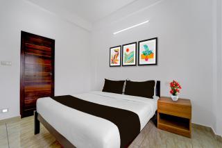 Hotel O Nettoor Junction Kochi Formerly Radhika Residency - 3