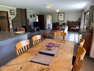 Clutha Country Cottage - 6
