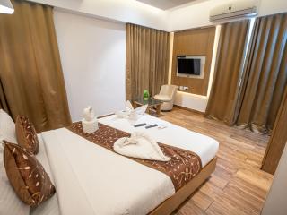 GRAND ONE TOWER - 9