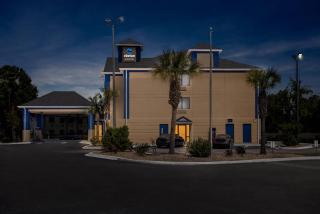 Clarion Pointe Jesup - 5