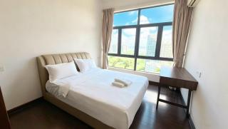 Cloud Dwell Forest City Cerulean Bay Four bedrooms and one living room - 5