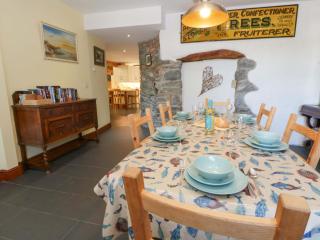 Parrog Stores - 2