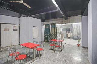 Signature Hotel Noida-62 - 6