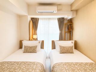 Landmark Sunshine Hotel - 2