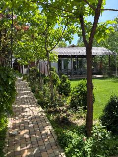 Guesthouse 1 may - 0