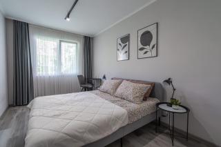 Central Point Burgas - 1BR Apartment in City Center by Flat Mаnager - 4