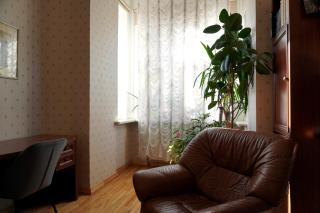 Cozy Room in Homestay with a Cat 10 Min to Central Station - 5