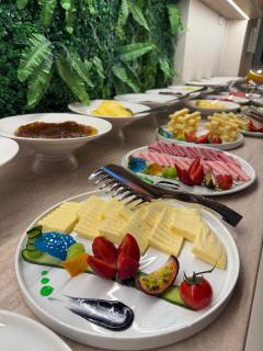 KURTI Hotel - 1