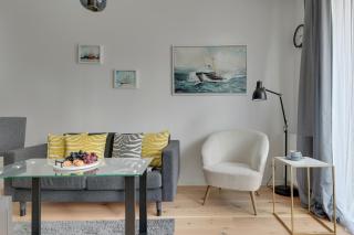 Aura 40 City Center & Free Parking by Downtown Apartments - Gdansk - 1