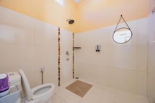 The Lavana Signature Villa Herrera Puncak - 2