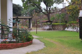 Home in the Hills, Resort & Restaurant - 1